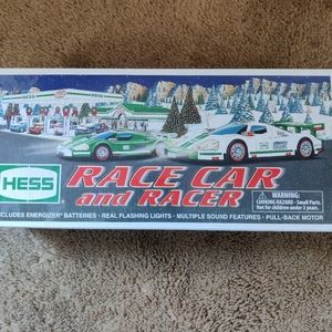 2009 Hess Holiday set